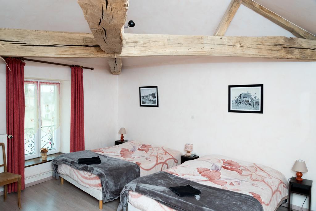 La Ferme Des 3 Suissesses Bed and Breakfast Saint-Paul  Exteriör bild