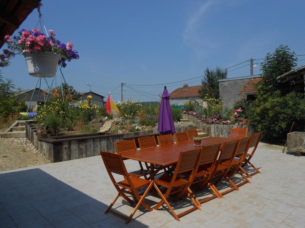 La Ferme Des 3 Suissesses Bed and Breakfast Saint-Paul  Exteriör bild