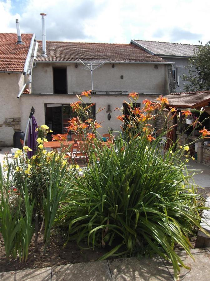 La Ferme Des 3 Suissesses Bed and Breakfast Saint-Paul  Exteriör bild